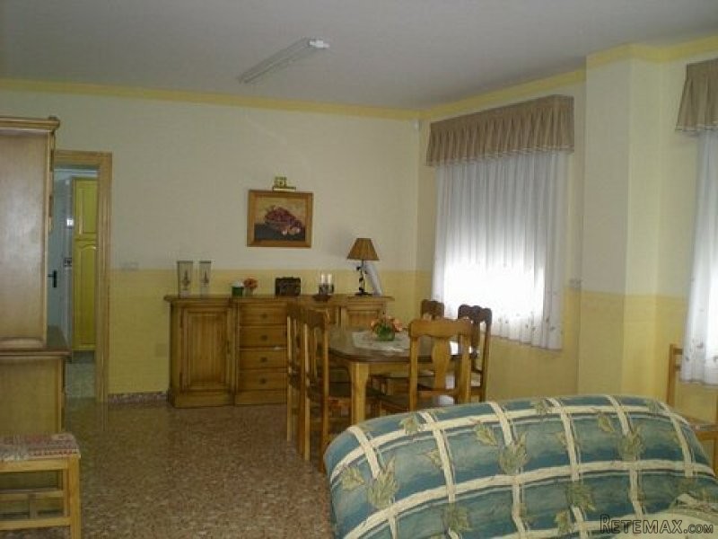 4 BED DETACHED VILLA WITH BEAUTIFUL.. - 2