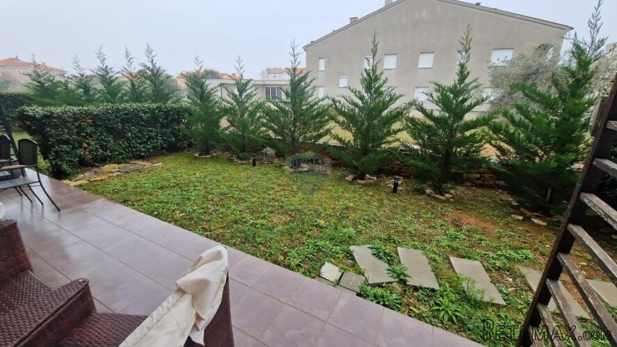 Istra, Peroj, izvrstan stan sa dvorištem-118m2 - 3