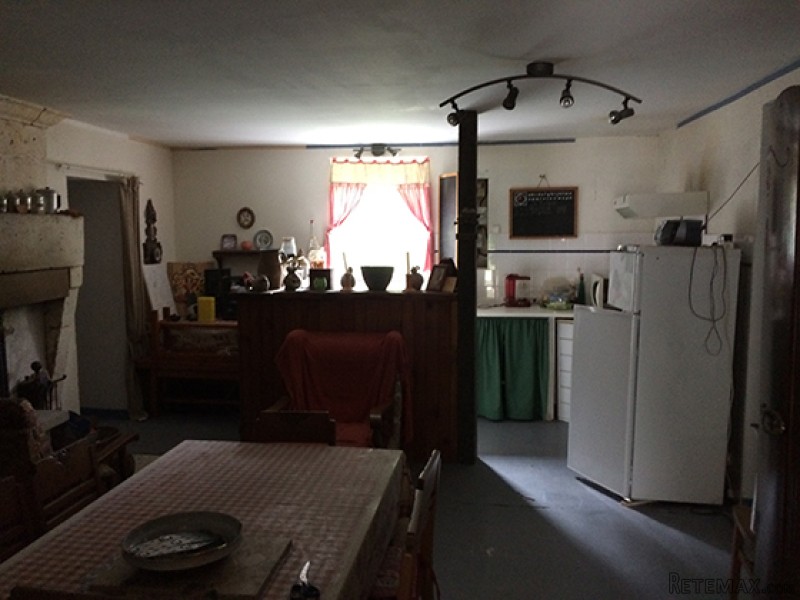 Old House With Gite And Barn On 4.464m2 - 2
