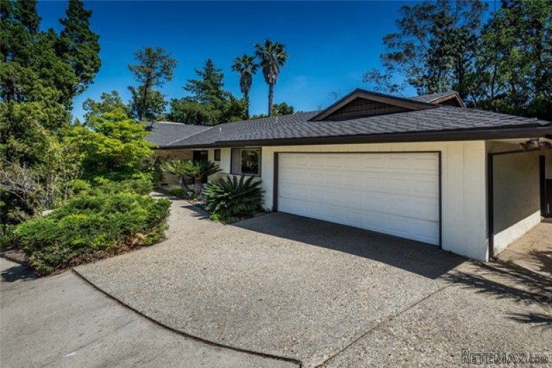 16716 Alginet Place | Encino..
