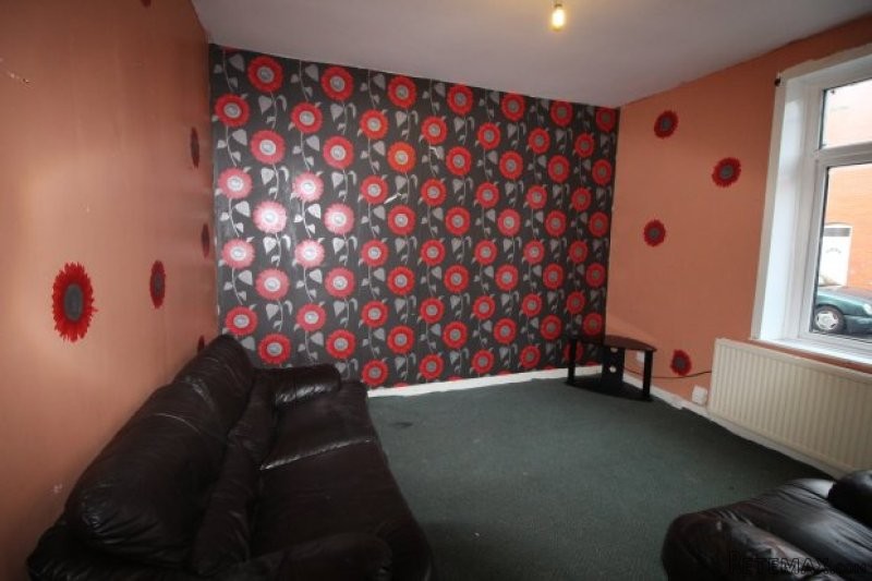 2 bedroom, Terraced House house for sale - 2