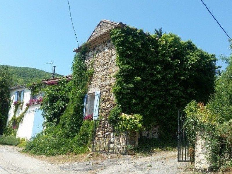 Charming Stone Vineyard House With 150..