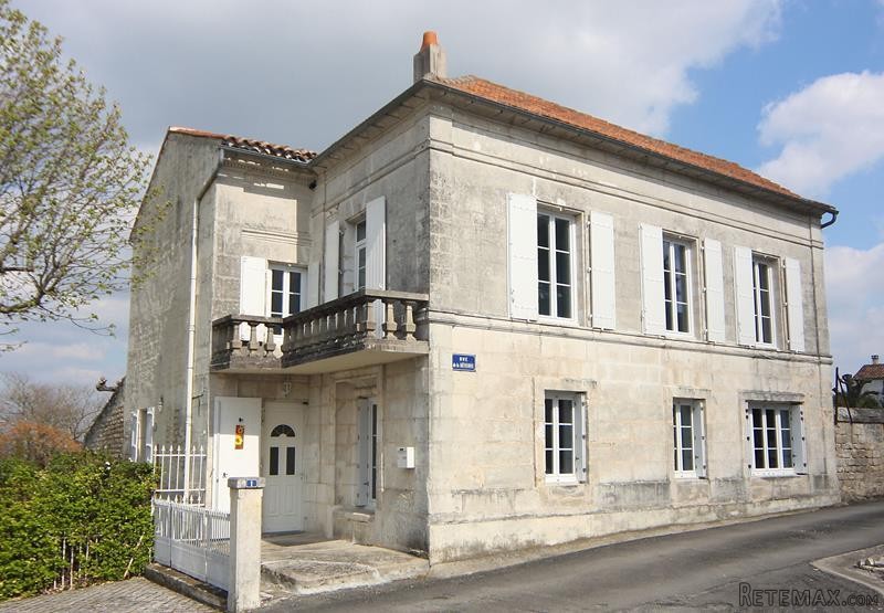 Spacious Detached Stone House With..