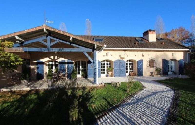 Well Renovated Stone Longere With..