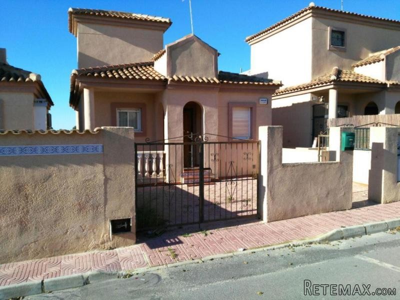 2 Bedrooms - Chalet - Alicante - For..