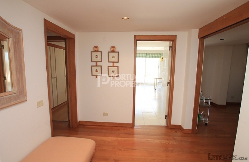Large Spacious Marina Apartment - 2