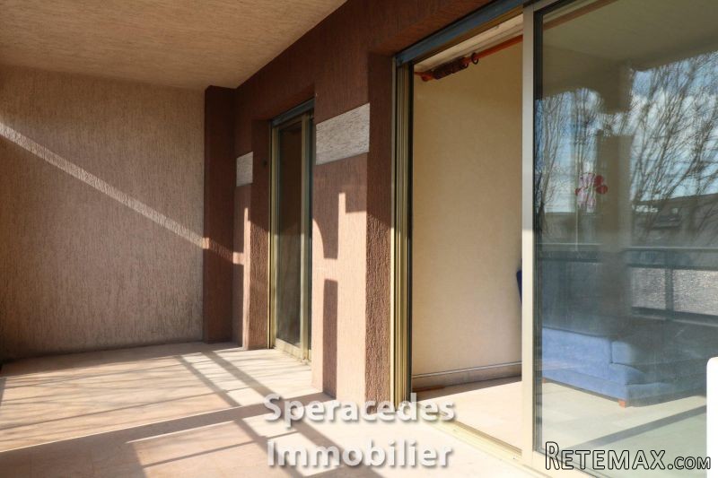 Le Cannet Centre- 2 Bedroom Apartment - 2