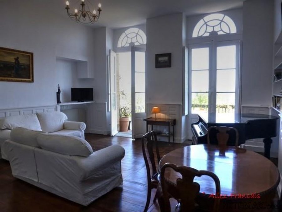 Near Martel (46) - Impressive 3 bedroom ground floor apartment.. - 2