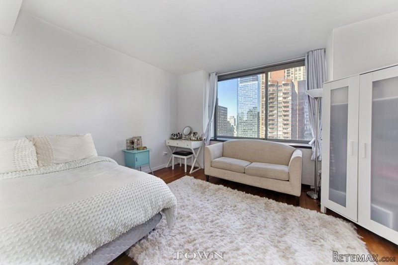 Condo - New York State - For Sale