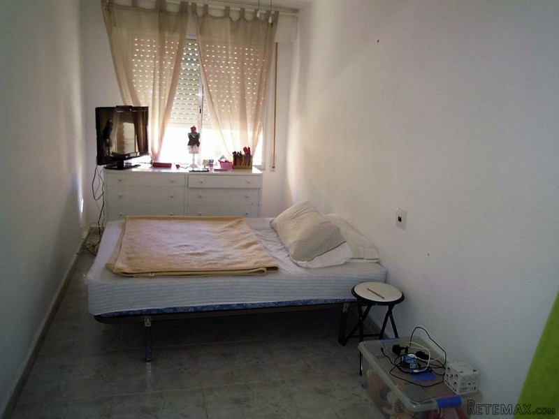 4 bedroom, 2 bathroom Apartment, Playa.. - 2