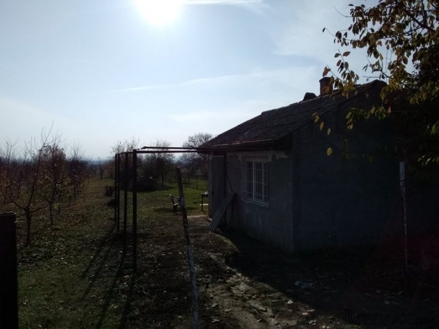 Na prodaju vikendica u Mandjelosu-Sremska Mitrovica - 7