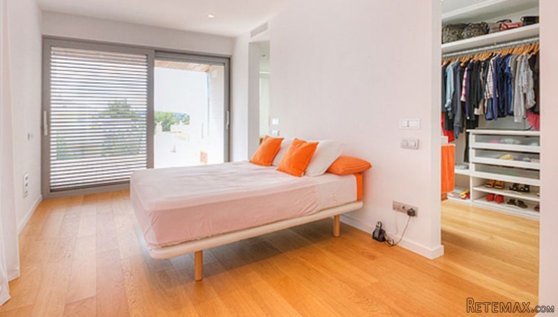 Five Bedroom Designer Villa, Santa.. - 2