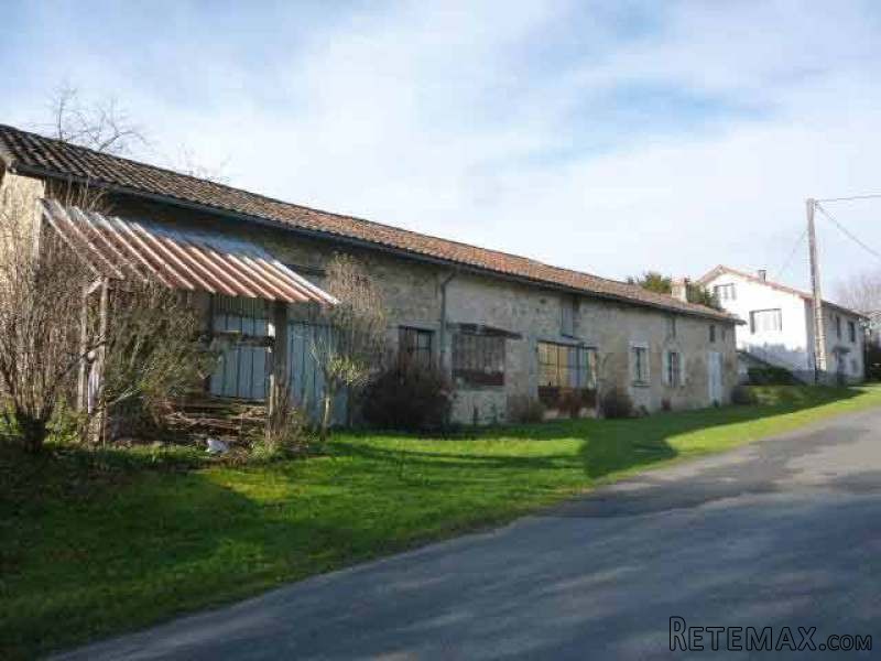 Village House With Basement And.. - 2