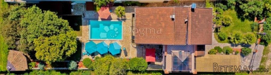 Mir i More na Korak: Kuća s Privatnim Bazenom-Premantura - 3