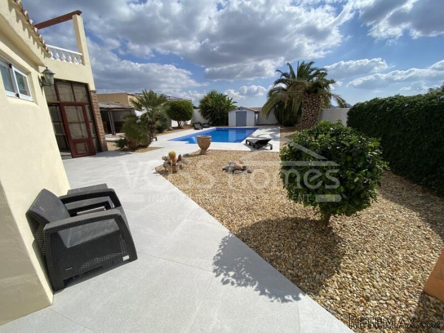 NEW & EXCLUSIVE TO VOSS HOMES - A stunning, recently.. - 6