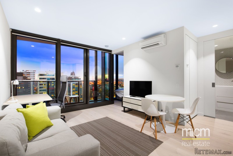 EQ Tower: Memorable CBD Living