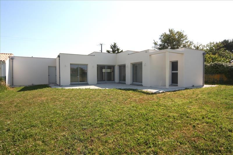 Newbuild Villa In A Great Location 500m..