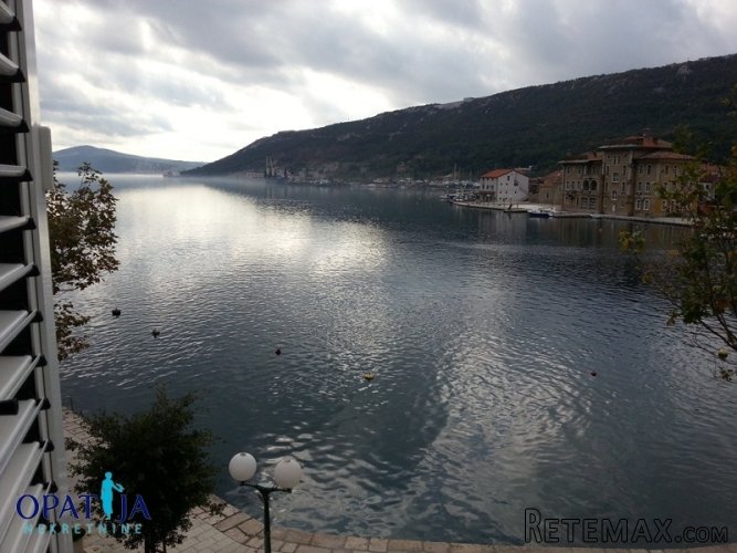 Bakar, renovirani stan uz samo more - 2