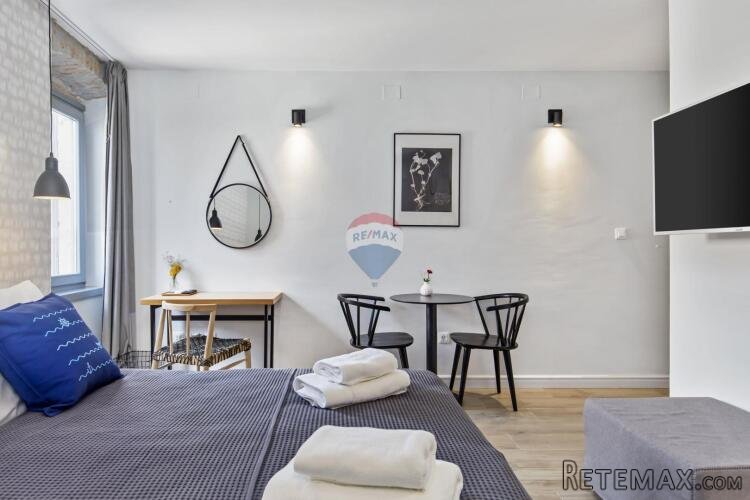 Istra- Rovinj- obnovljena kamena kuća sa 6 soba! INVESTICIJS
