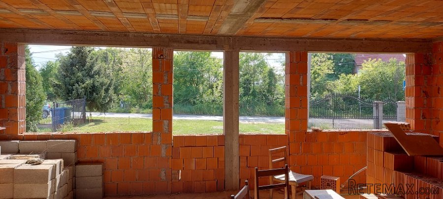 Kuca u Ostruznici na 15ari placa - 2