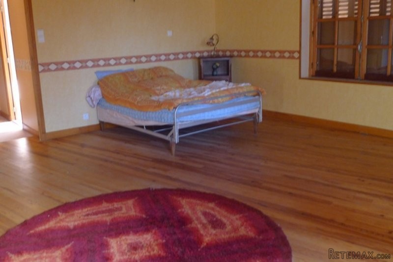 4 Bed Family Home To Modernise With.. - 2