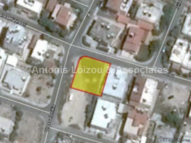 525 m2 plot in Paphos