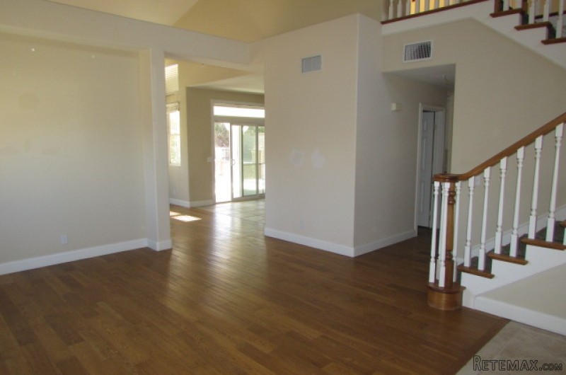 6108 W Avenue L12 Lancaster, CA, 93536.. - 2