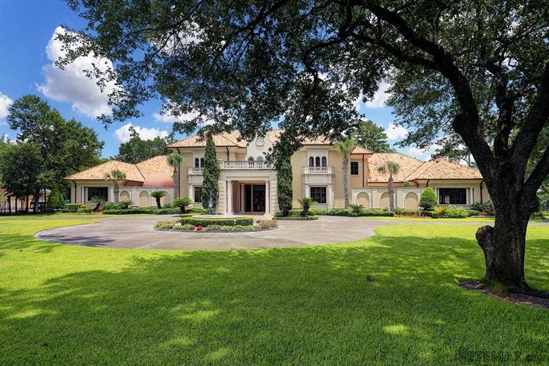 6 bedroom House For Sale: 16 E..