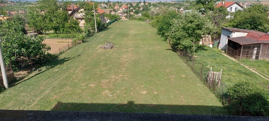 Kuca u Ostruznici na 15ari placa - 9