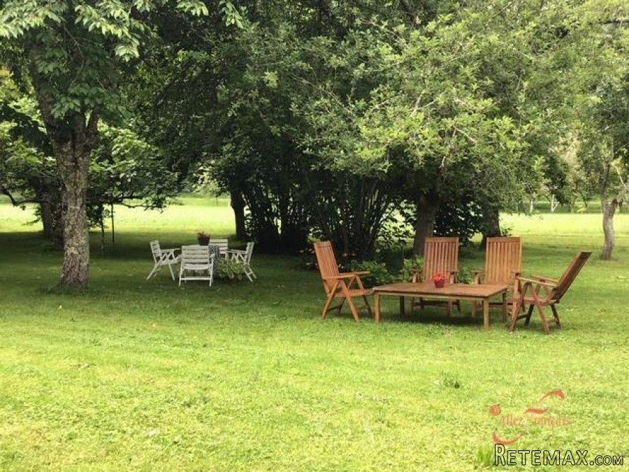 Montignac (Dordogne) - great business - riverside gite complex.. - 9