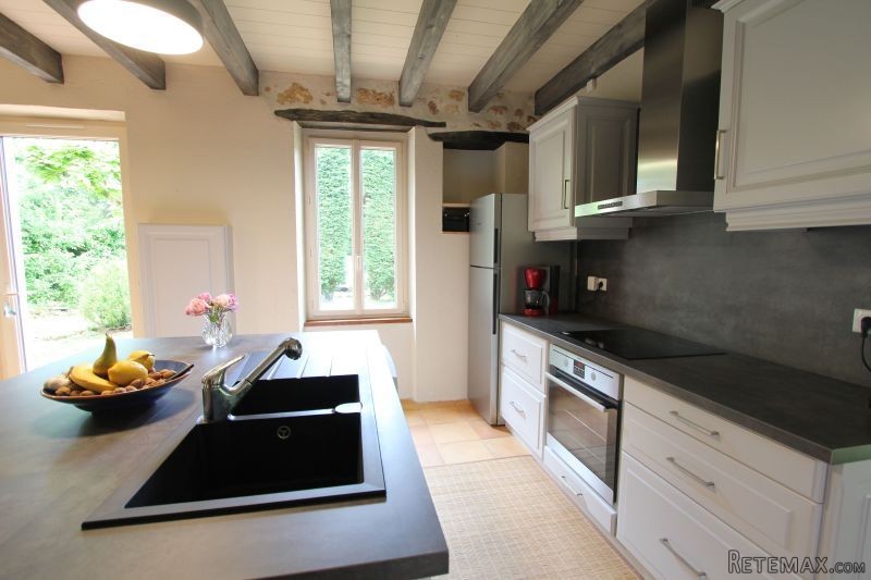 Stunning stone character 5-bed property.. - 2
