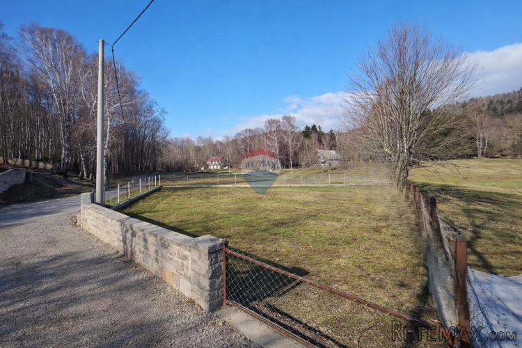 Novi Vinodolski, Breze - građevinsko zemljište 1464 m² mir, - 2
