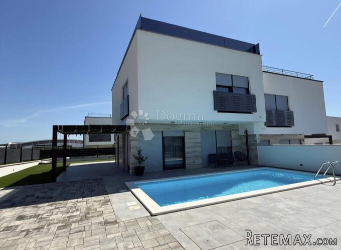 Vodice, vila sa bazenom - 2