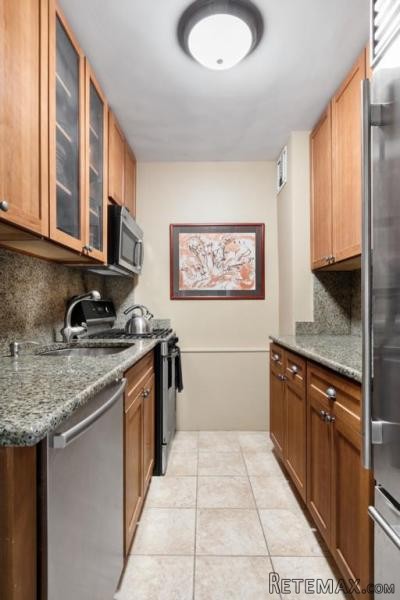 Condo - New York State - For Sale - 2