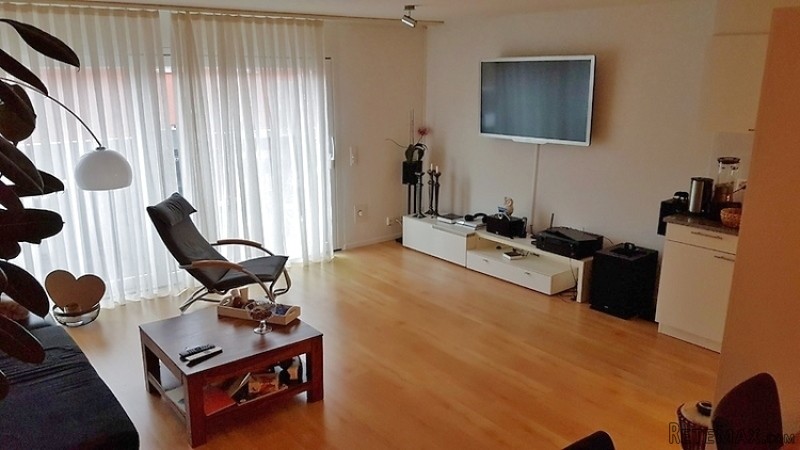 4 1/2 room attic apartment in Zurich -..