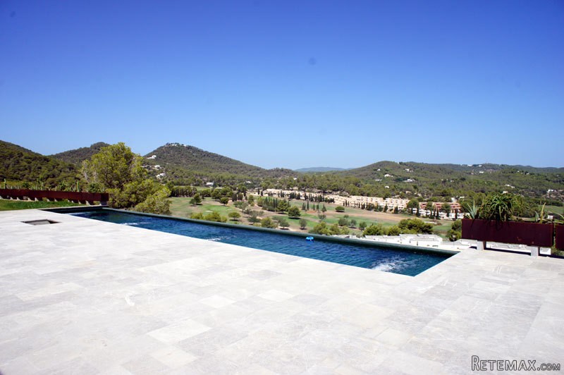 6 bedroom Villa For Sale: Roca Llisa.. - 2