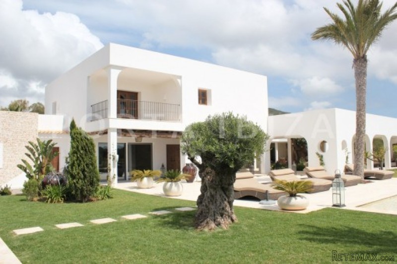 New built luxury country house in Morna..