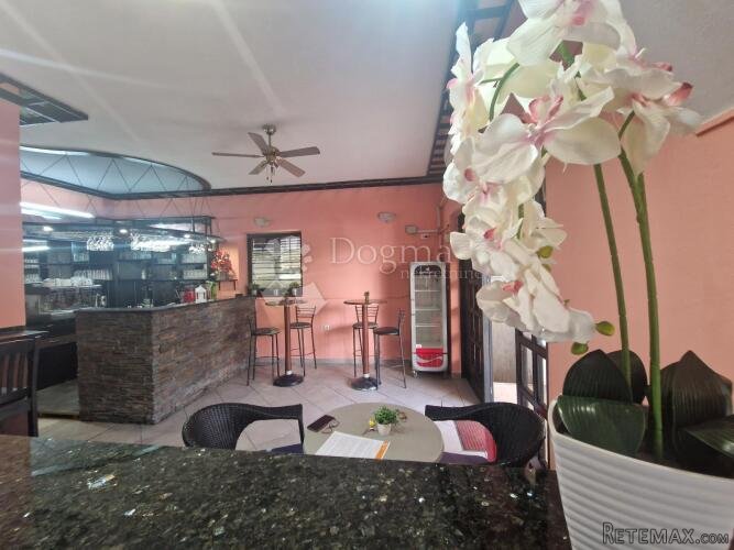CAFFE-TAPAS BAR - DUGOROČNI ZAKUP