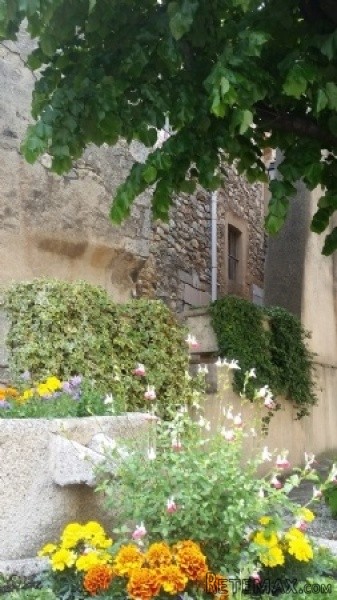 Pretty Stone Village House With 85 M2..