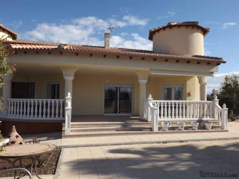 Beautifully Presented Villa In Campos.. - 2