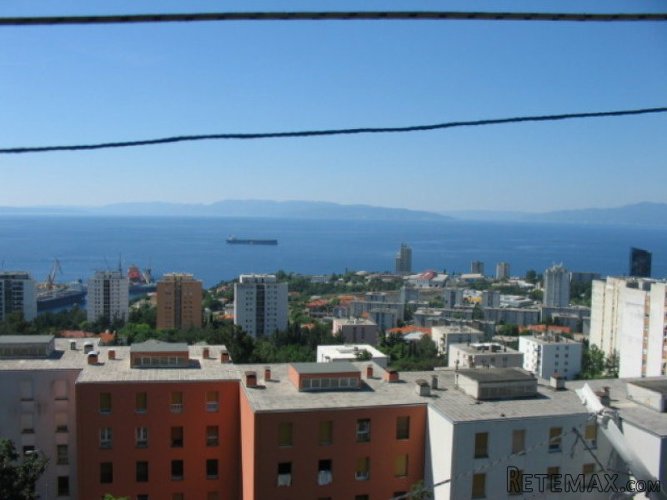 PRODAJEM STAN RIJEKA GORNJA VEZICA