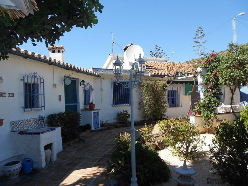 Country Houses for Sale in Benamargosa.. - 2