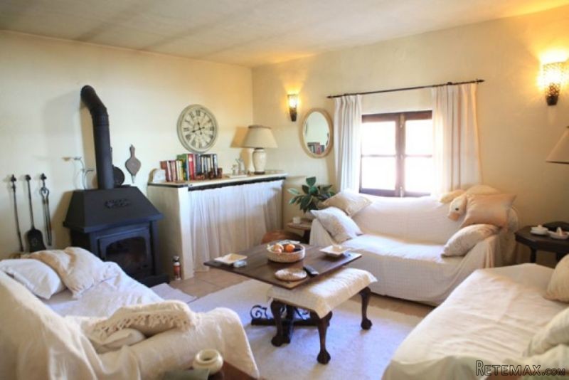 3 bedroom, 2 bathroom Finca/Country.. - 2
