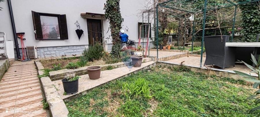 Rijeka, Trsat - prizemlje s okućnicom