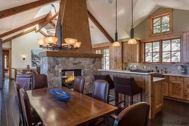 4 bedroom Residence For Sale: Tahoma.. - 2