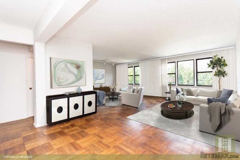 4 bedroom Apartment For Sale: 620 WEST..