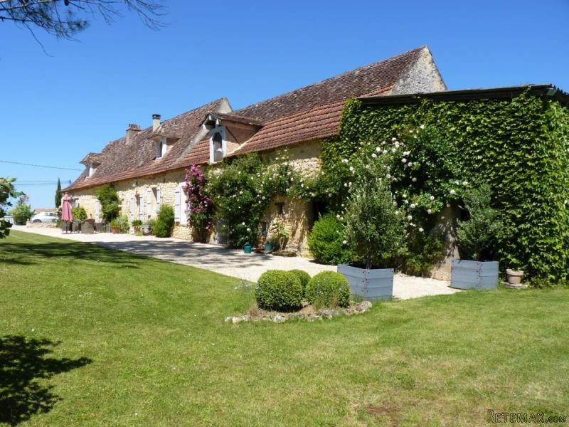 Charming Stone House With Swimming Pool..