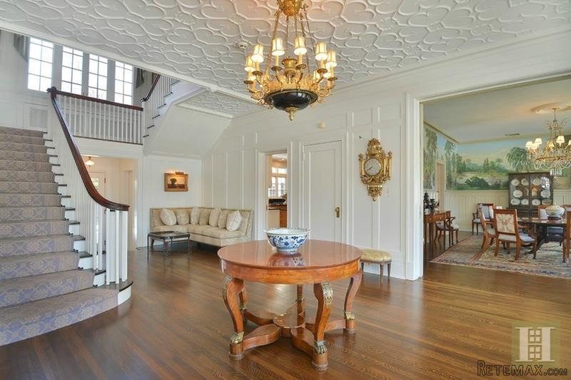 8 bedroom House For Sale: 54 SOUTH.. - 2