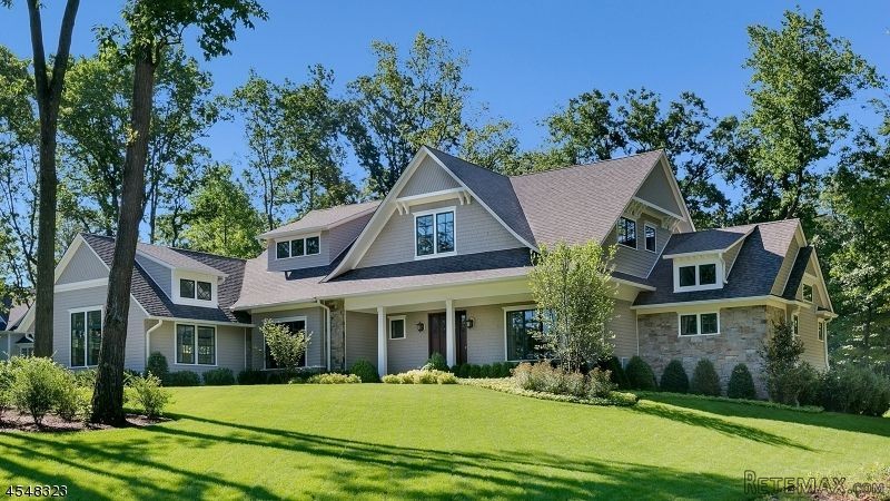 4 bedroom Detached House For Sale: 20..