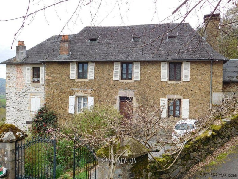 Correze. Saint Hilaire Peyroux. GRAND 5..